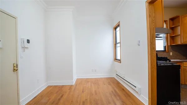 $2,360 | 46 North Village Avenue, Unit 13, Rockville Centre, NY 11570