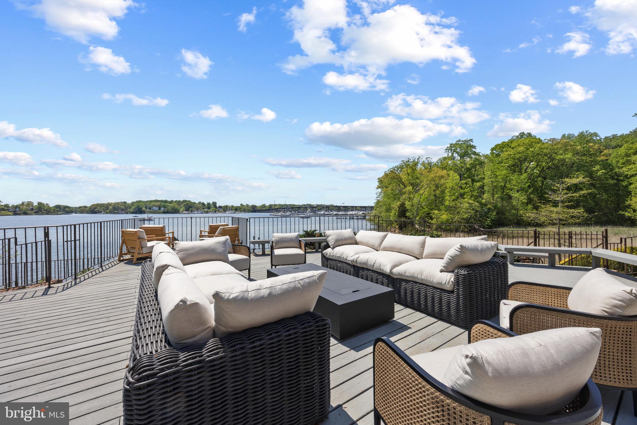 31 Shadow Point Court Edgewater, MD 21037 - Photo 15 of 44 Panoramic water views