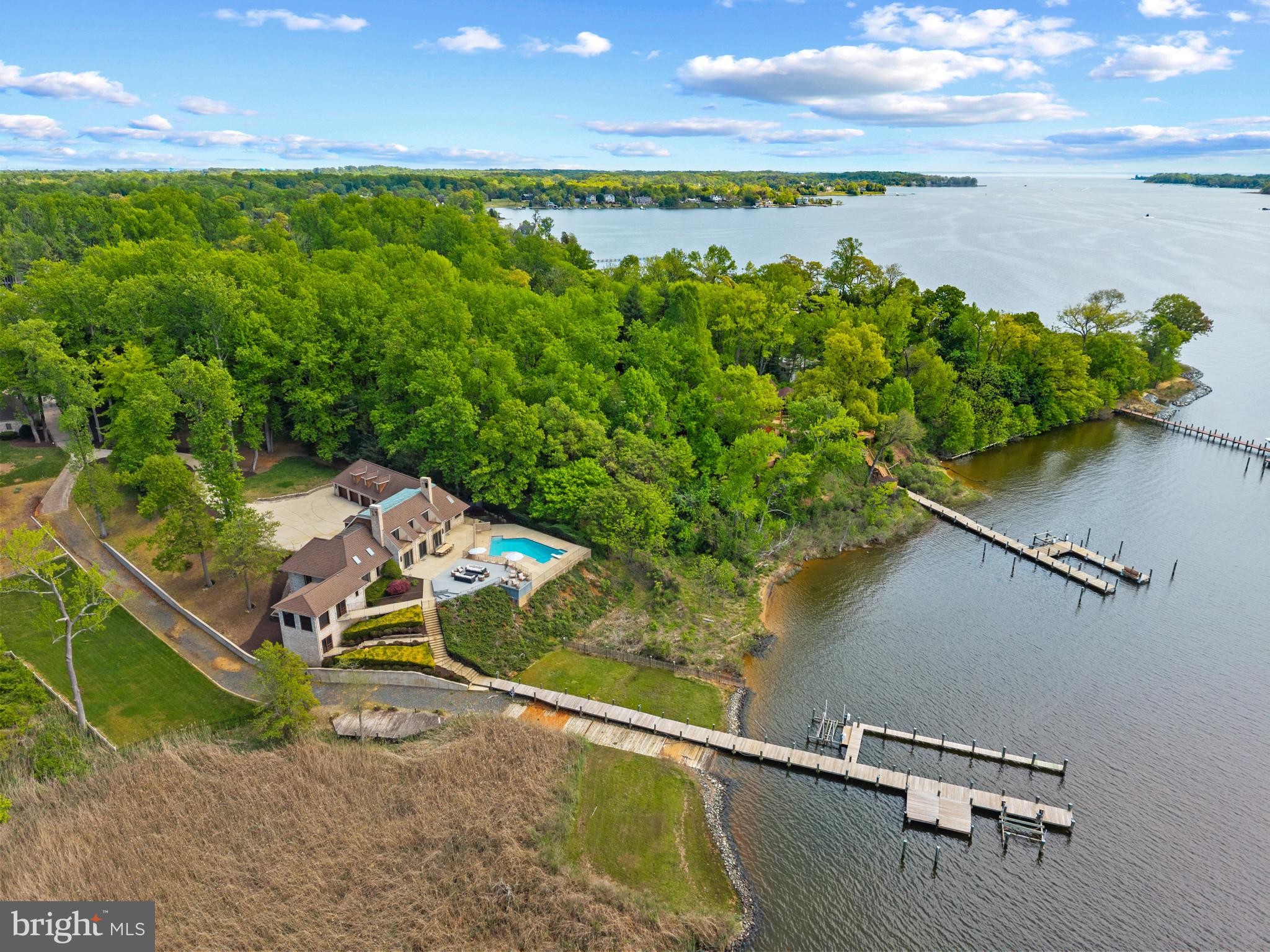 31 Shadow Point Court Edgewater, MD 21037 - Photo 40 of 44 Road to water's edge for easy access