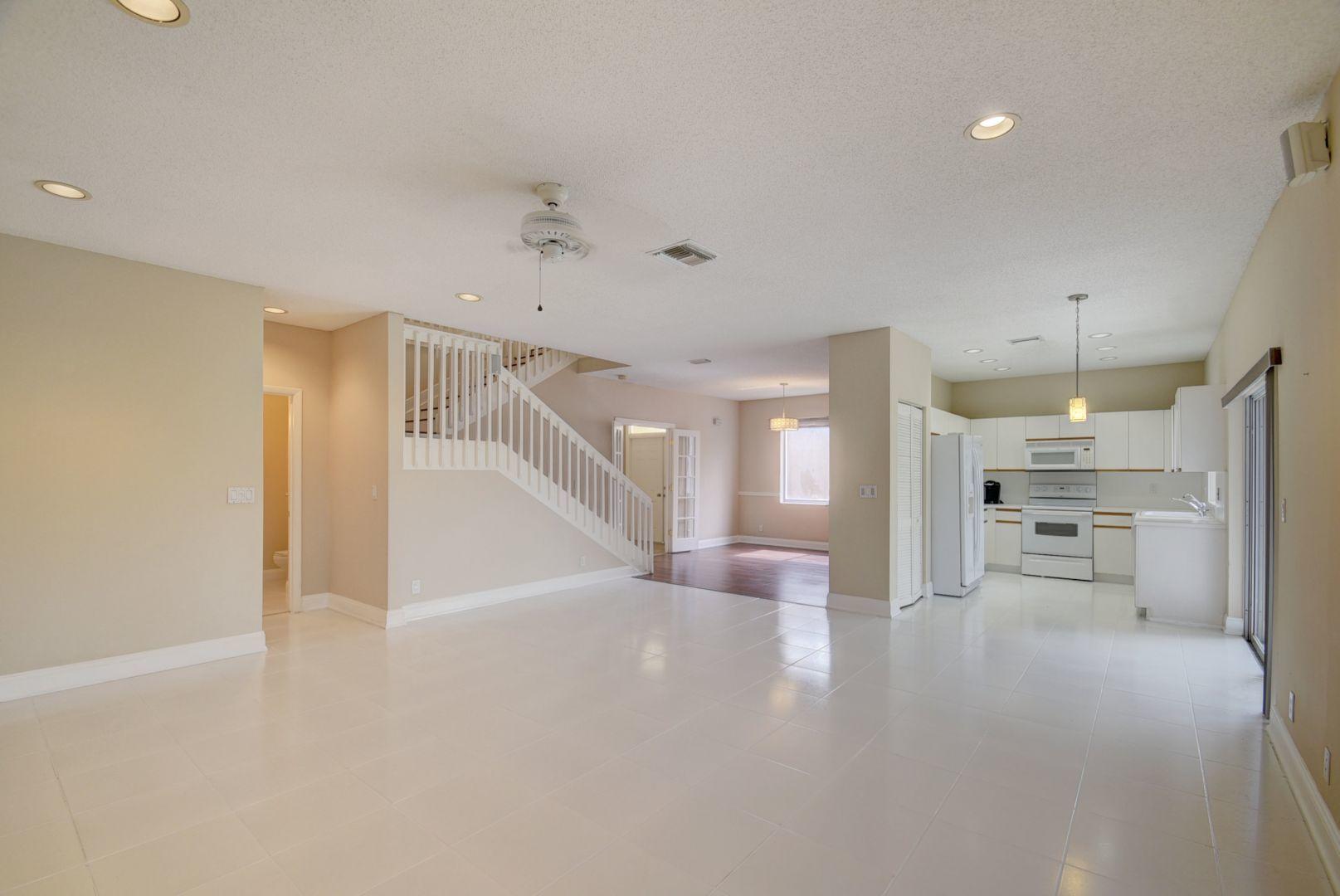 10396 Sunstream Lane Boca Raton, FL 33428 - Photo 9 of 38 RX-10533524 (9)