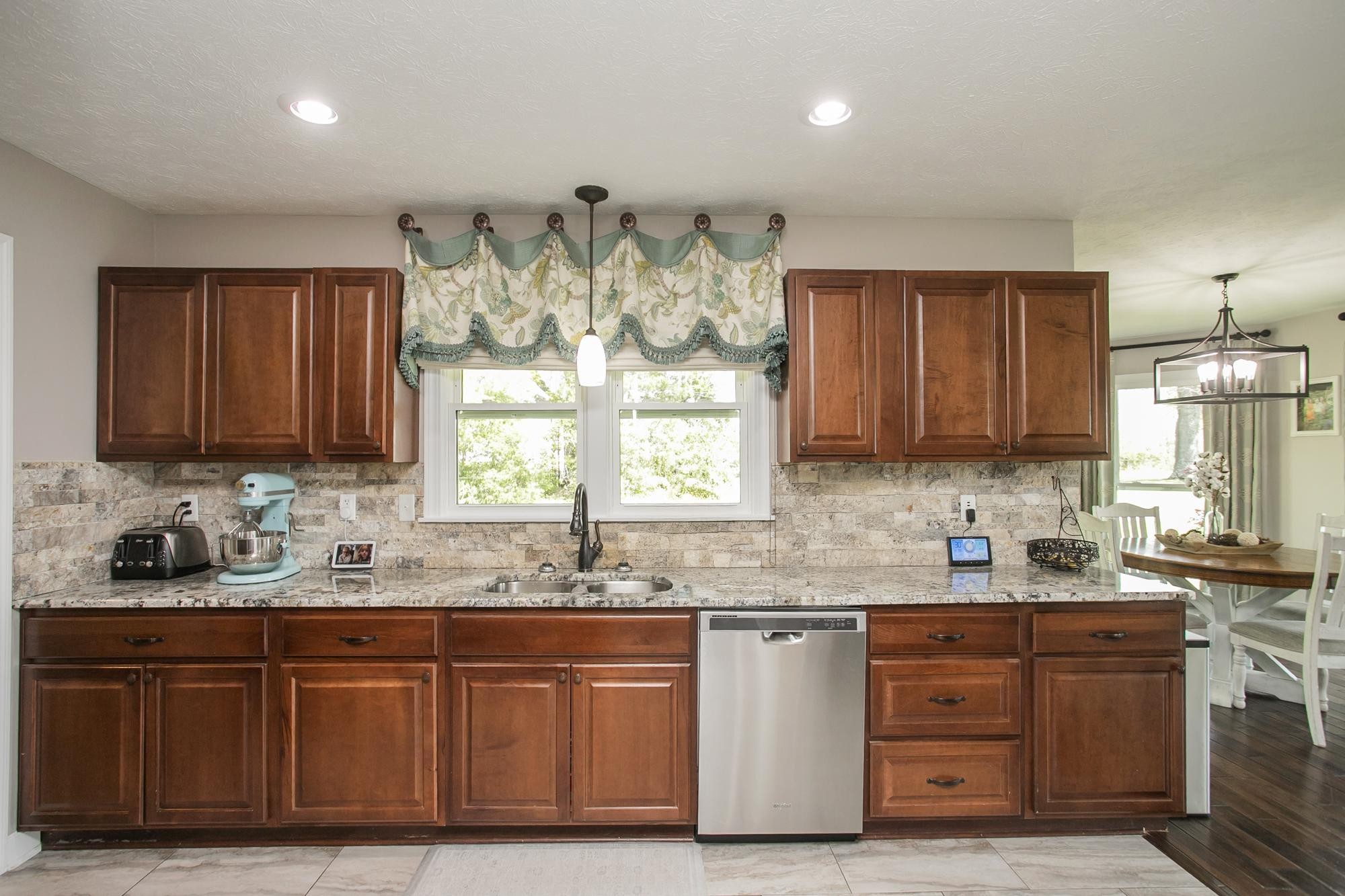 1043 Shelton Road Charlotte, TN 37036 - Photo 14 of 71