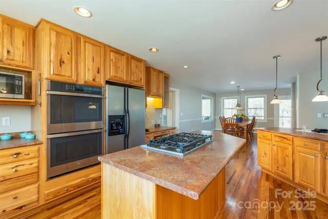 $685,750 | 70 Midnight Lane, Waynesville, NC 28786