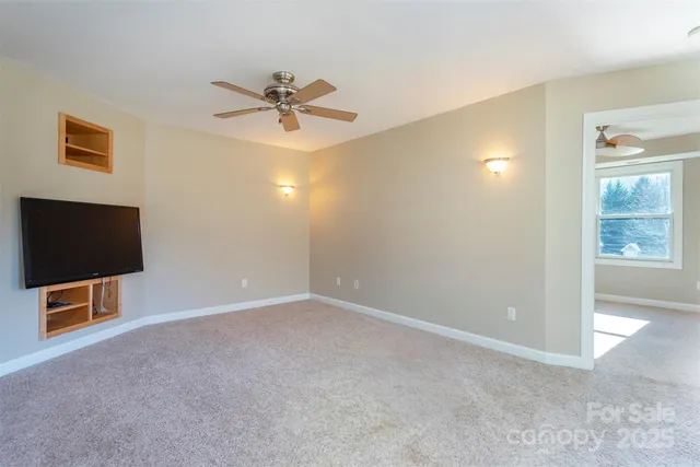 $685,750 | 70 Midnight Lane, Waynesville, NC 28786