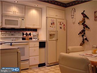 3504 Post Road Huntingdon Valley, PA 19006 - Photo 5 of 12 Kitchen