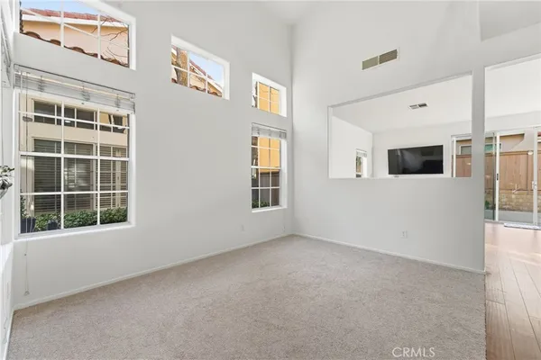 $899,000 | 4933 Santo Drive, Oak Park, CA 91377
