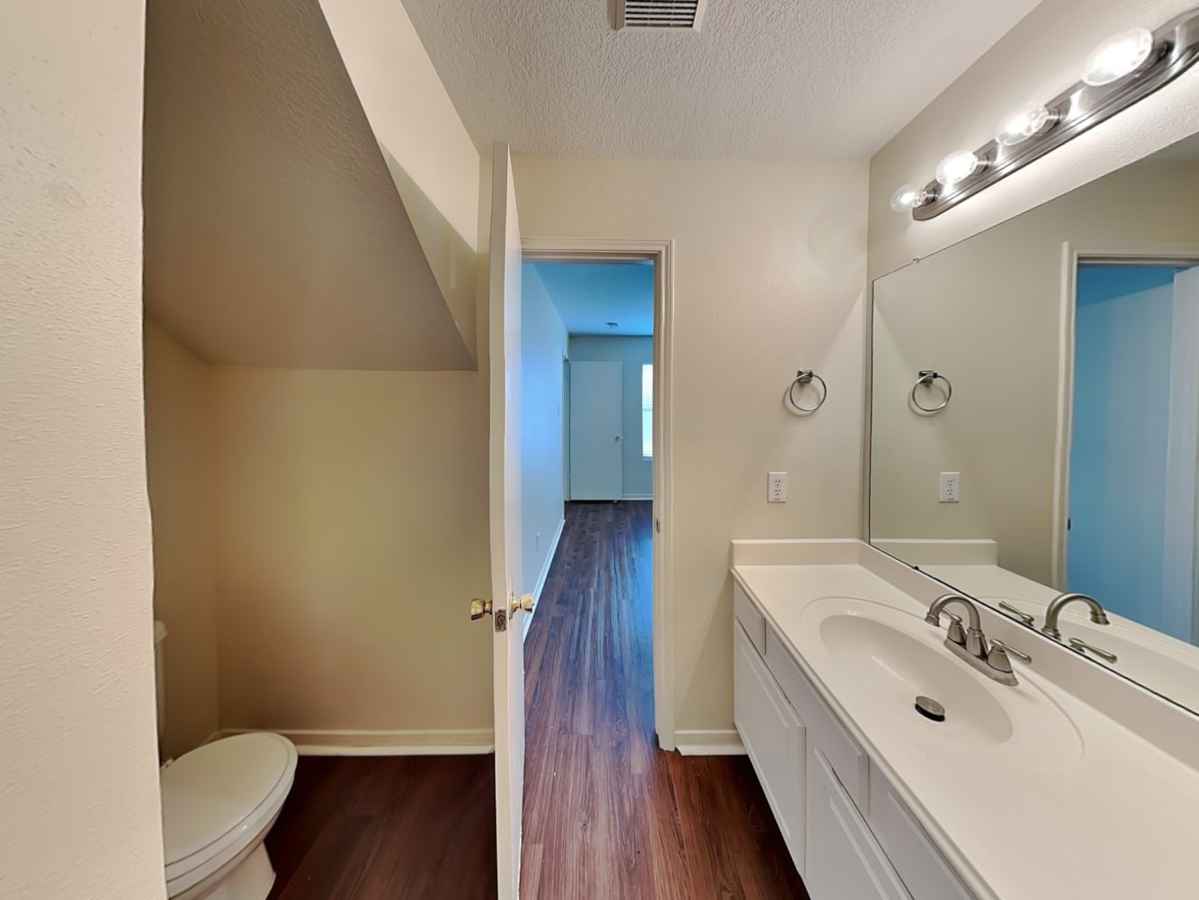 1818 Day Lily Way Houston, TX 77067 - Photo 14 of 17