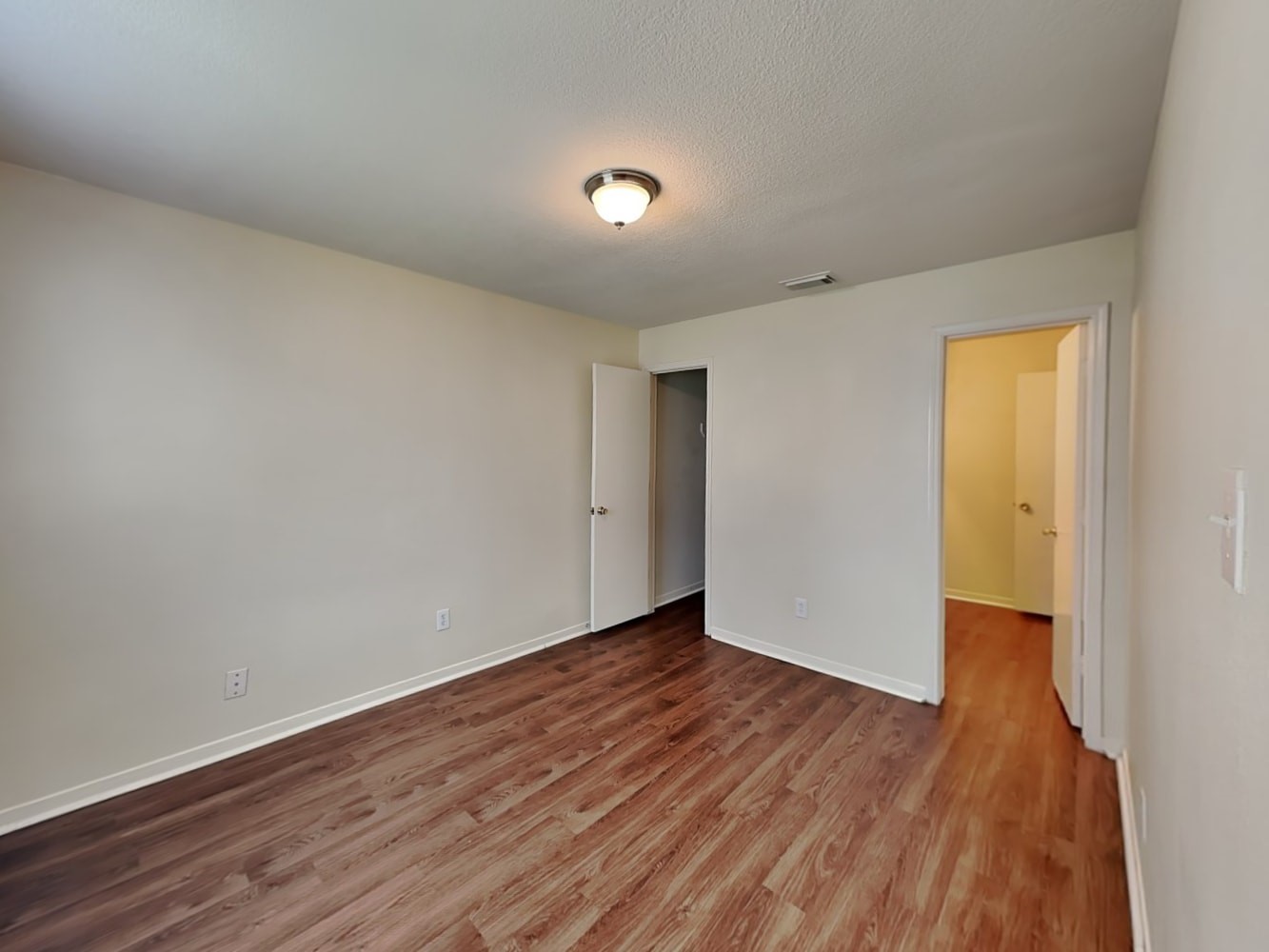 1818 Day Lily Way Houston, TX 77067 - Photo 6 of 17