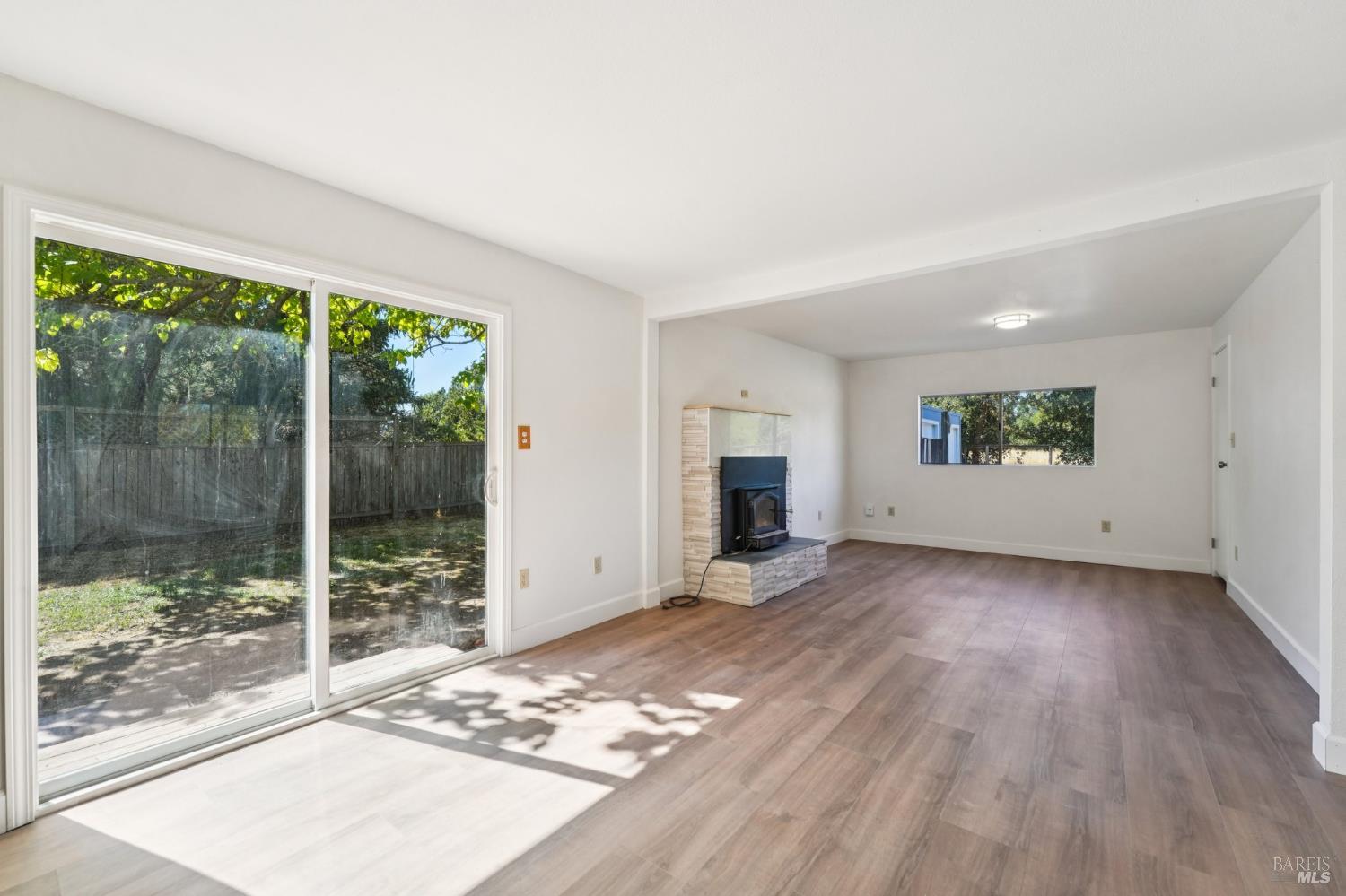 1715 Ridley Avenue Santa Rosa, CA 95403 - Photo 16 of 48