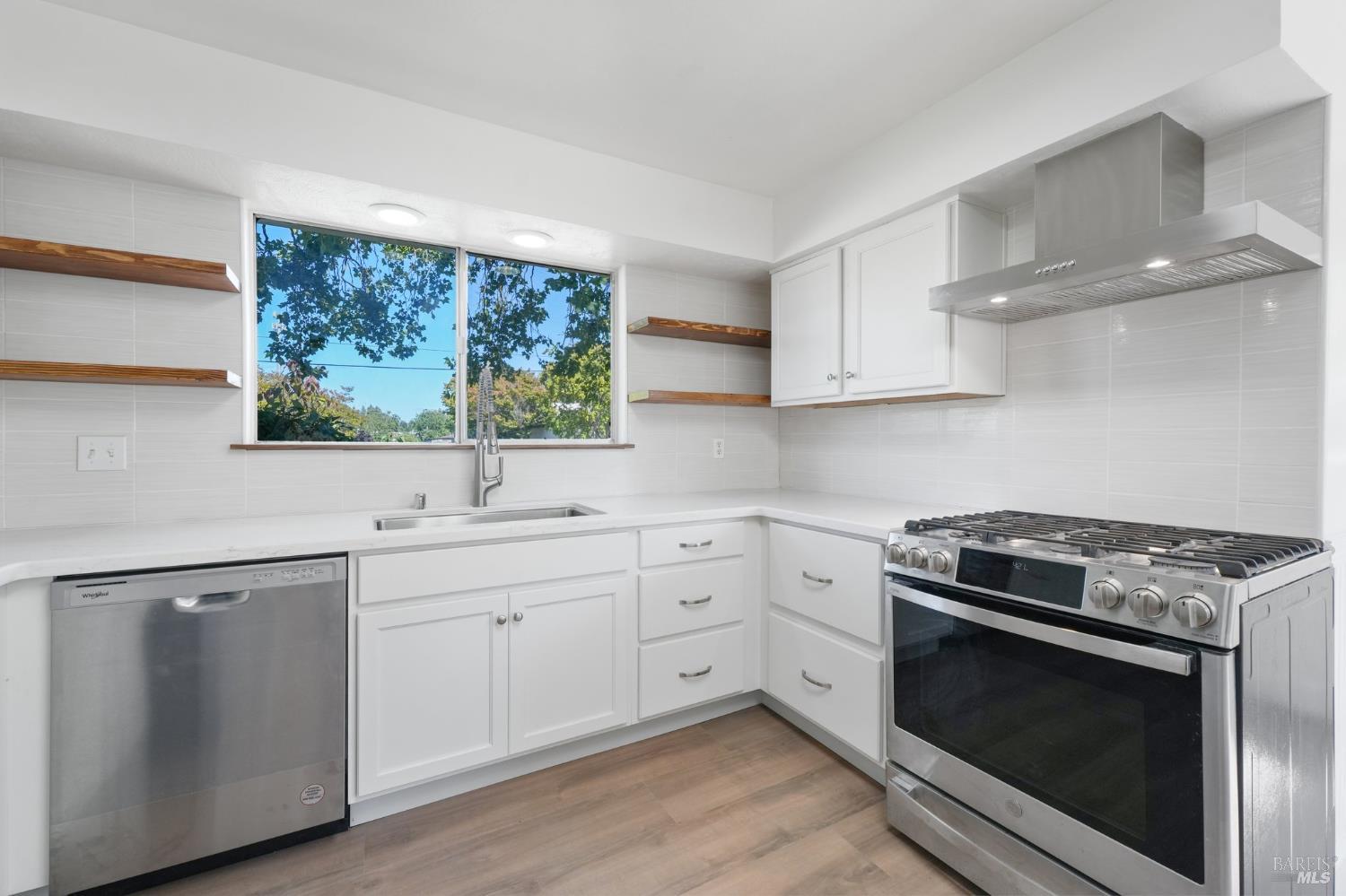 1715 Ridley Avenue Santa Rosa, CA 95403 - Photo 23 of 48