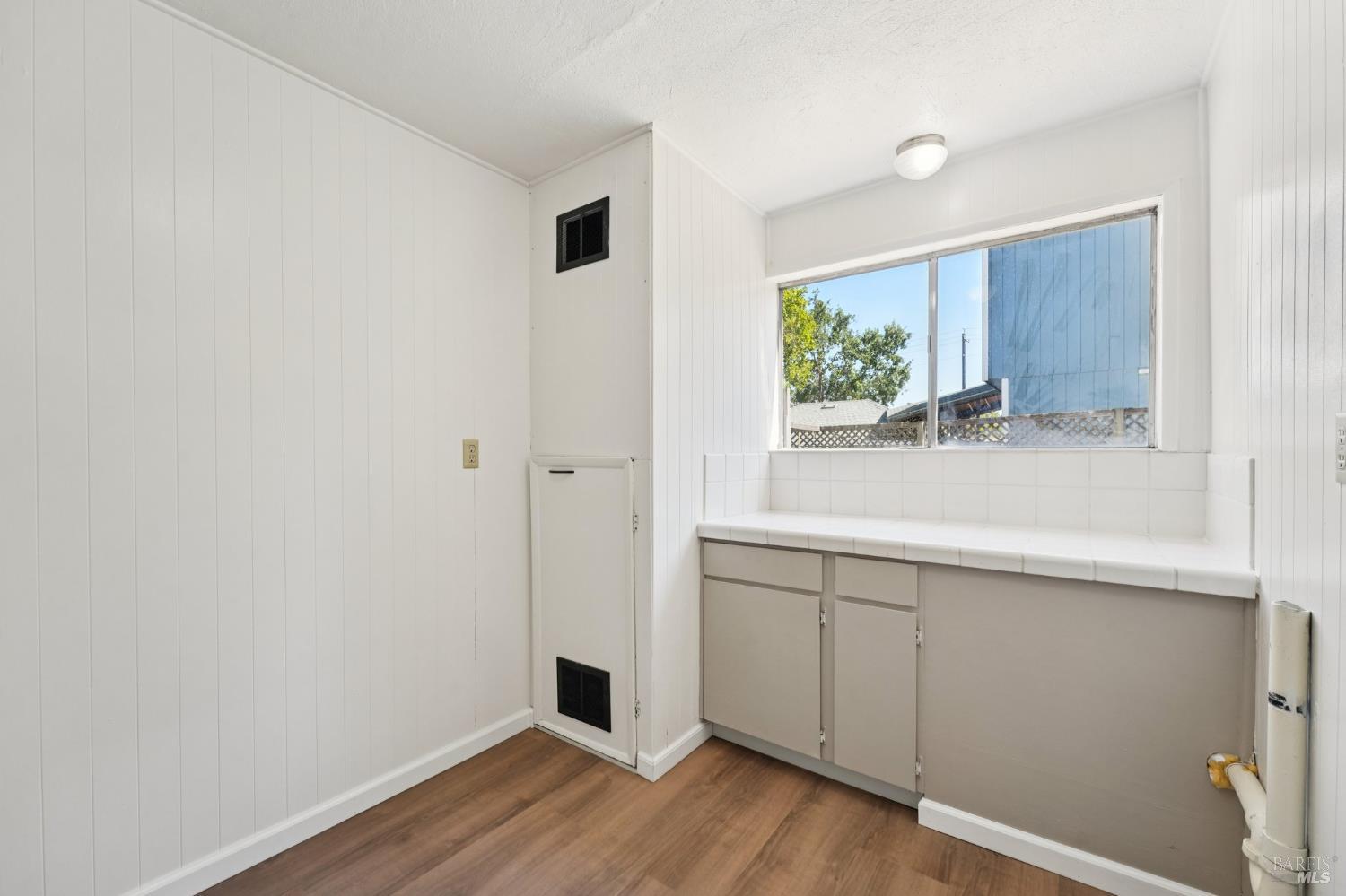 1715 Ridley Avenue Santa Rosa, CA 95403 - Photo 26 of 48