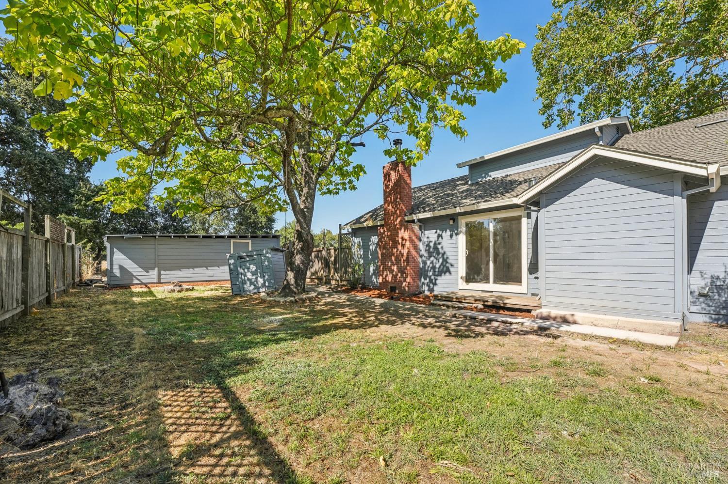 1715 Ridley Avenue Santa Rosa, CA 95403 - Photo 3 of 48