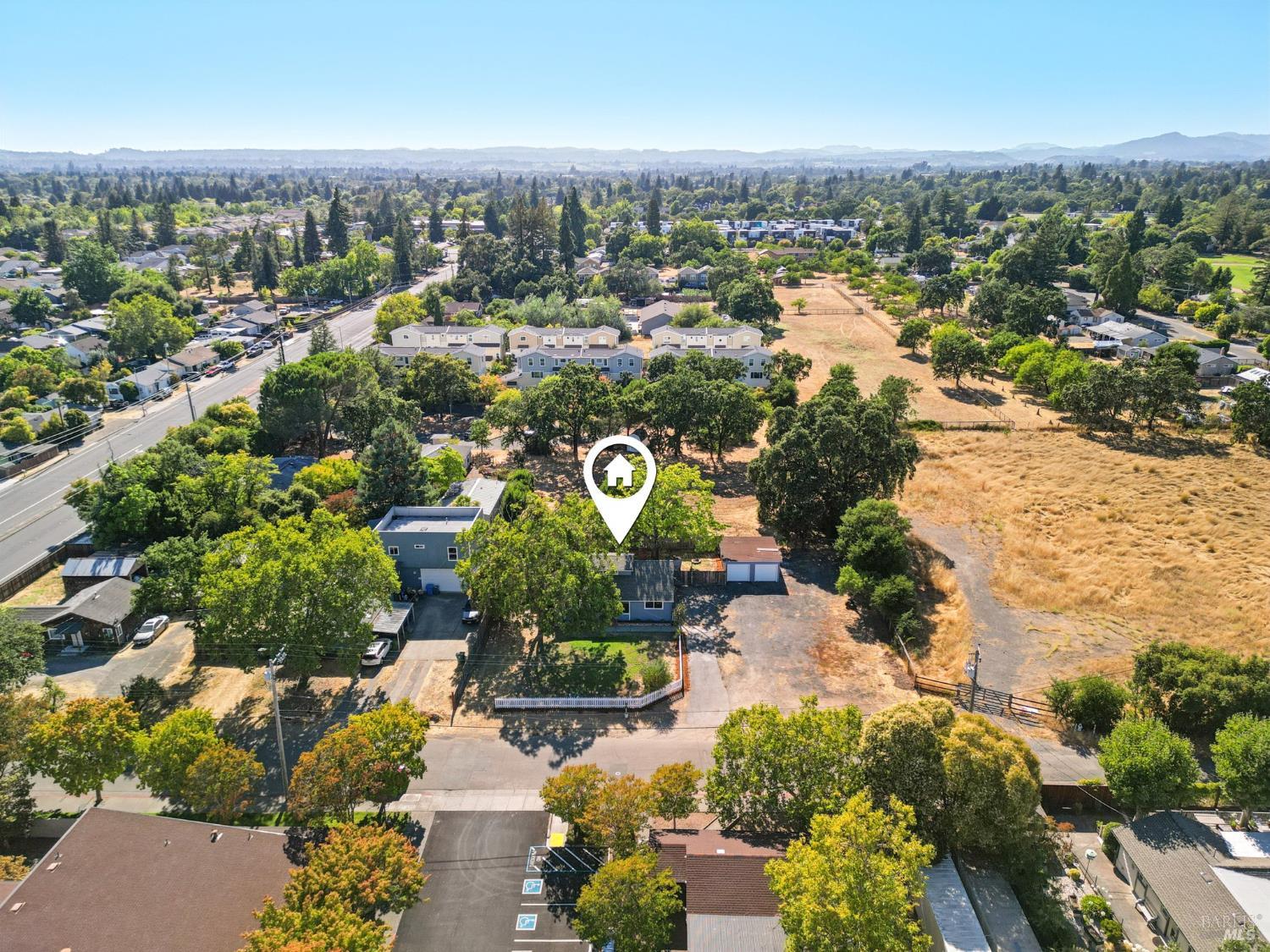 1715 Ridley Avenue Santa Rosa, CA 95403 - Photo 4 of 48