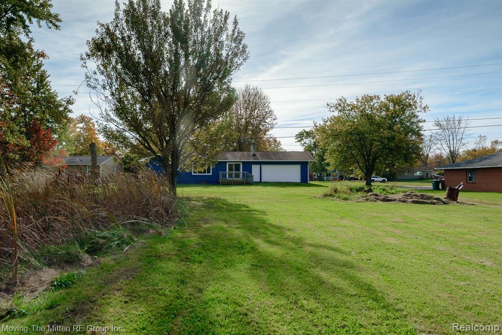 43654 Crowley Road Belleville, MI 48111 - Photo 41 of 49