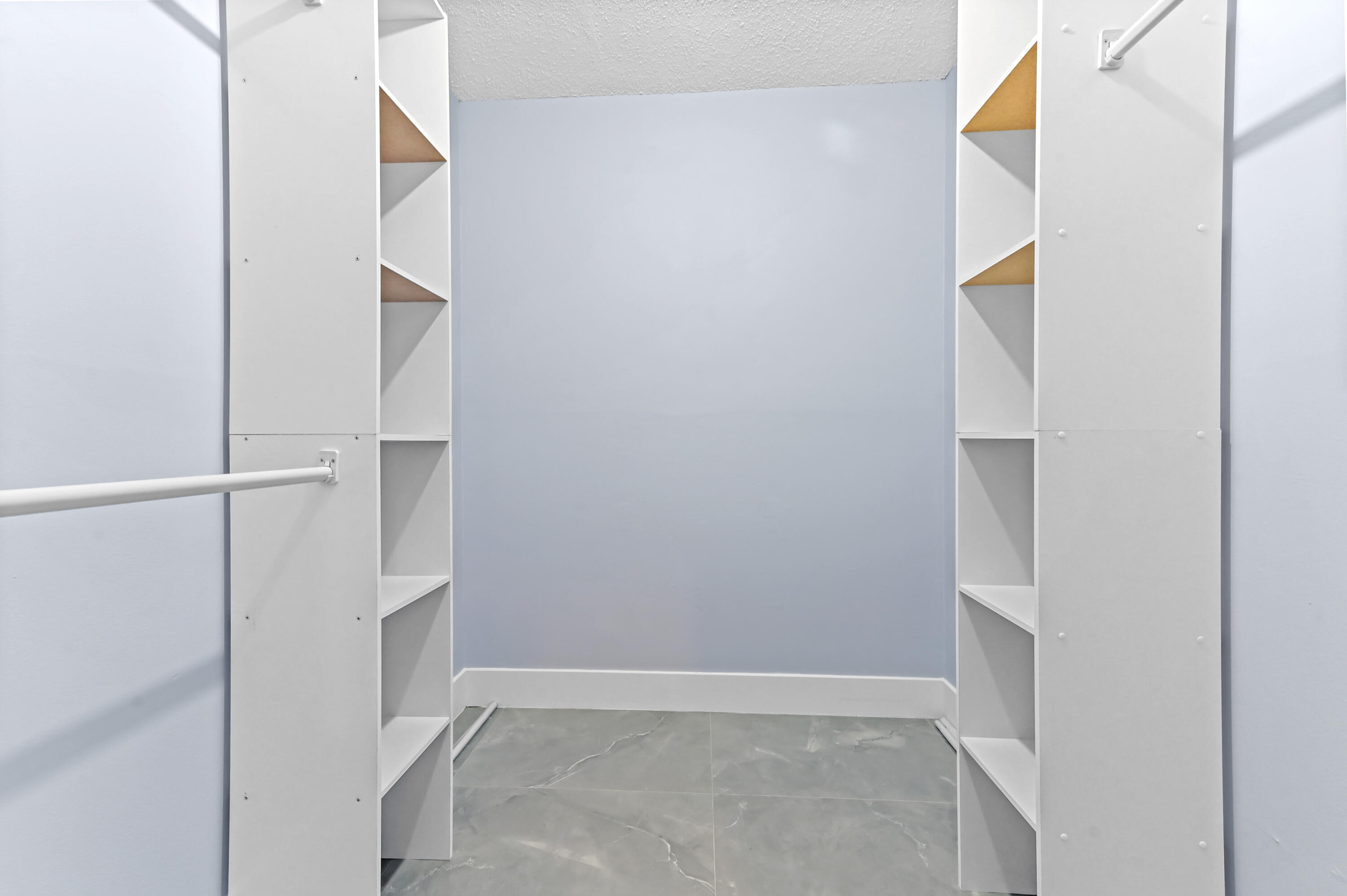 5500 Northwest 2nd Avenue, Unit 617 Boca Raton, FL 33487 - Photo 23 of 39 a view of an entryway