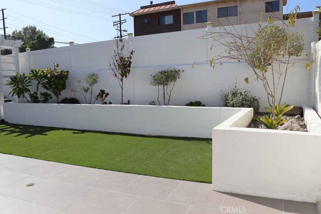 9103 Wystone Avenue Northridge, CA 91324 - Photo 47 of 59