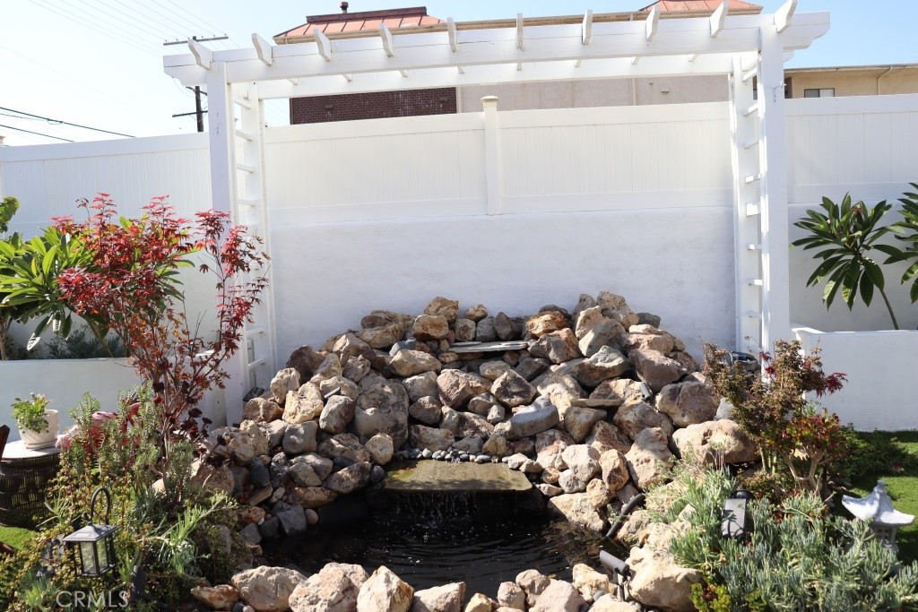 9103 Wystone Avenue Northridge, CA 91324 - Photo 50 of 59 a view of a flower