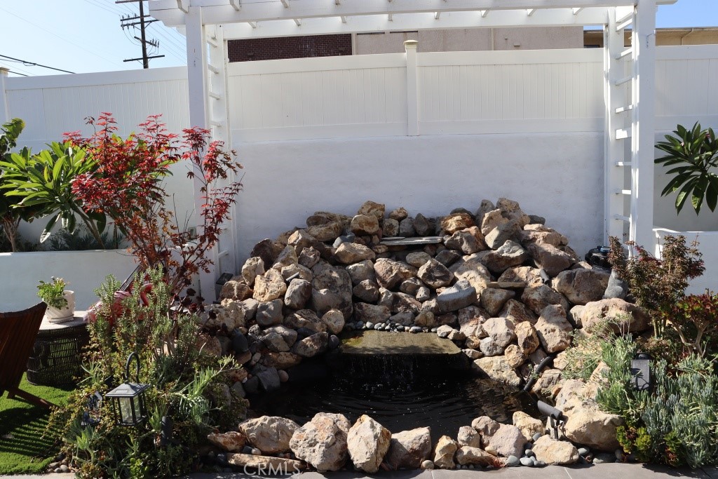 9103 Wystone Avenue Northridge, CA 91324 - Photo 57 of 59 a picture of a tree with a plant