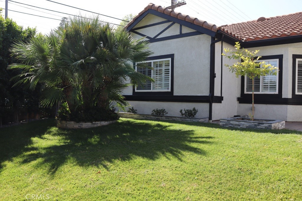 9103 Wystone Avenue Northridge, CA 91324 - Photo 6 of 59