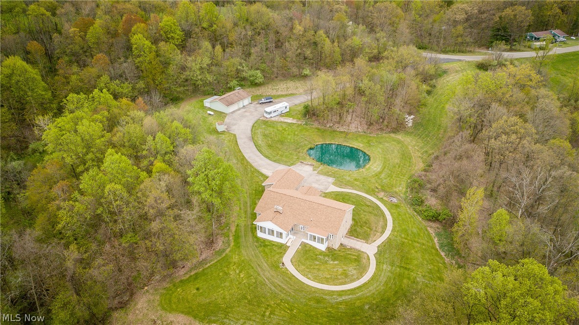 1351 Sharon Valley Road New Philadelphia, OH 44663 - Photo 6 of 32