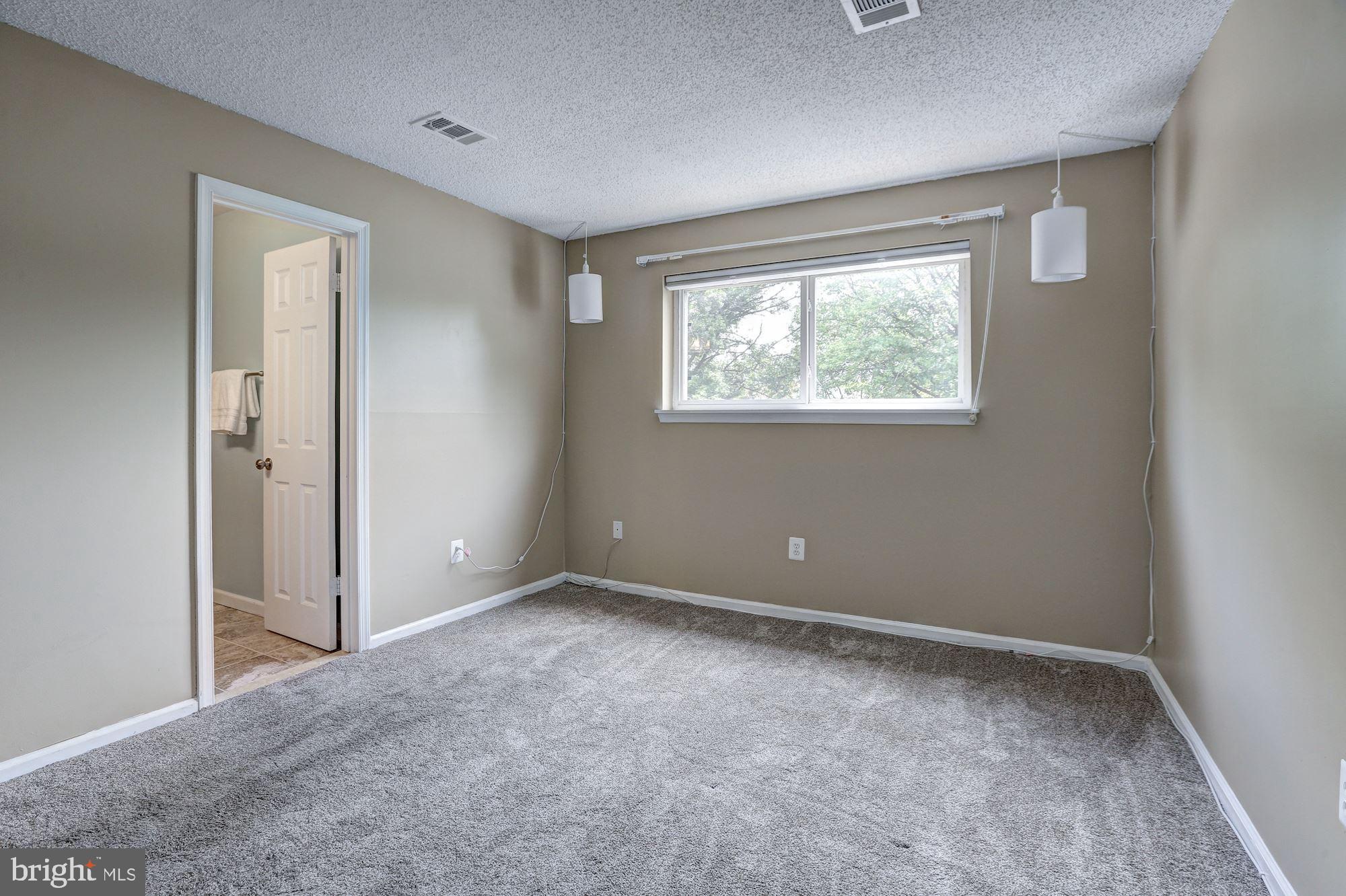 10811 Amherst Avenue, Unit E Silver Spring, MD 20902 - Photo 12 of 19 Gallery Image 12