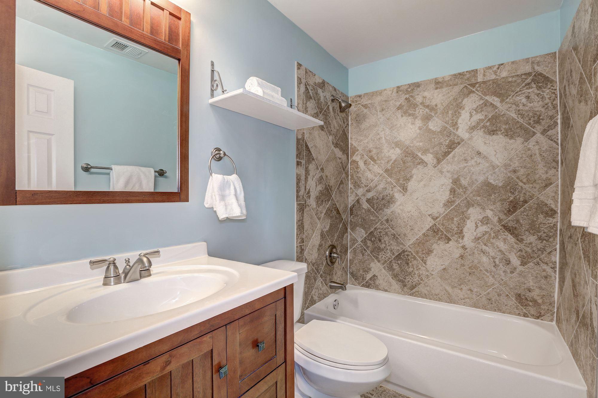 10811 Amherst Avenue, Unit E Silver Spring, MD 20902 - Photo 14 of 19 Gallery Image 14