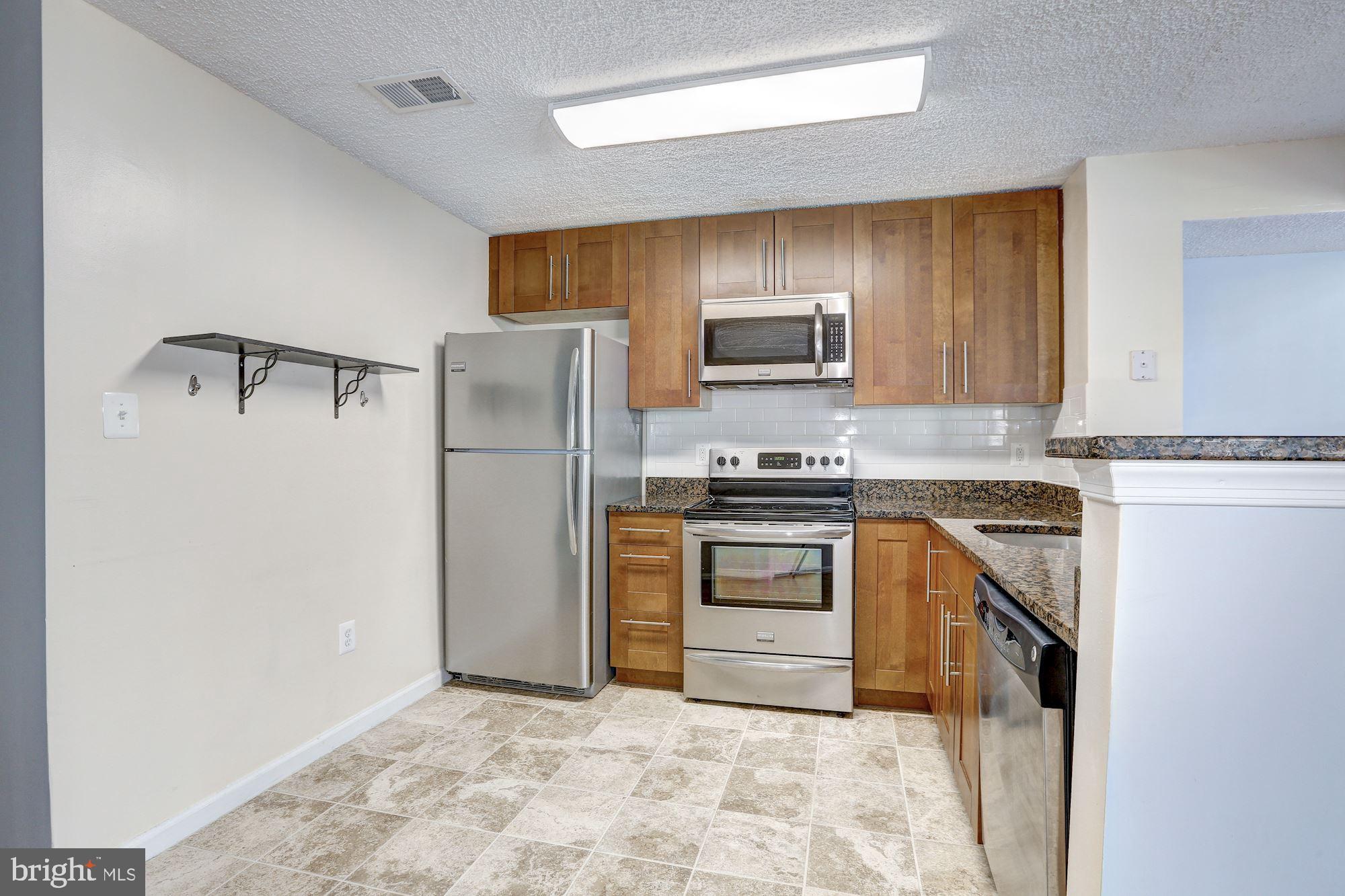 10811 Amherst Avenue, Unit E Silver Spring, MD 20902 - Photo 4 of 19 Gallery Image 4