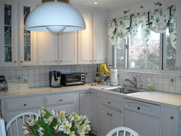 53 Garden Road Wellesley, MA 02481 - Photo 2 of 27
