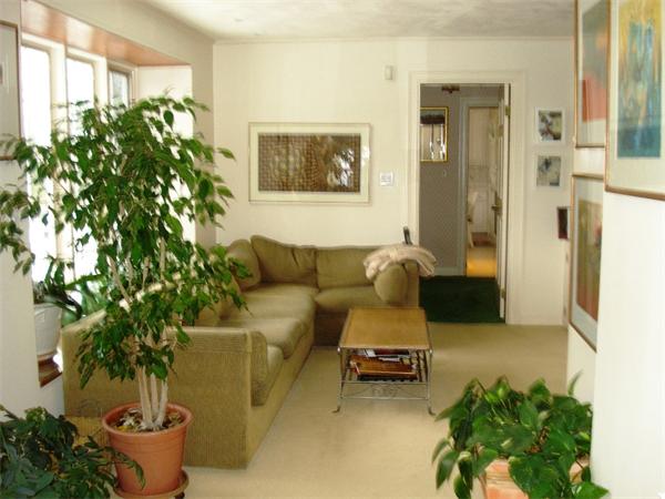 53 Garden Road Wellesley, MA 02481 - Photo 7 of 27