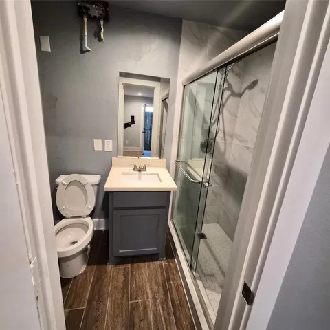$1,000 | 1421 Marshall Street, Unit 2, Houston, TX 77006