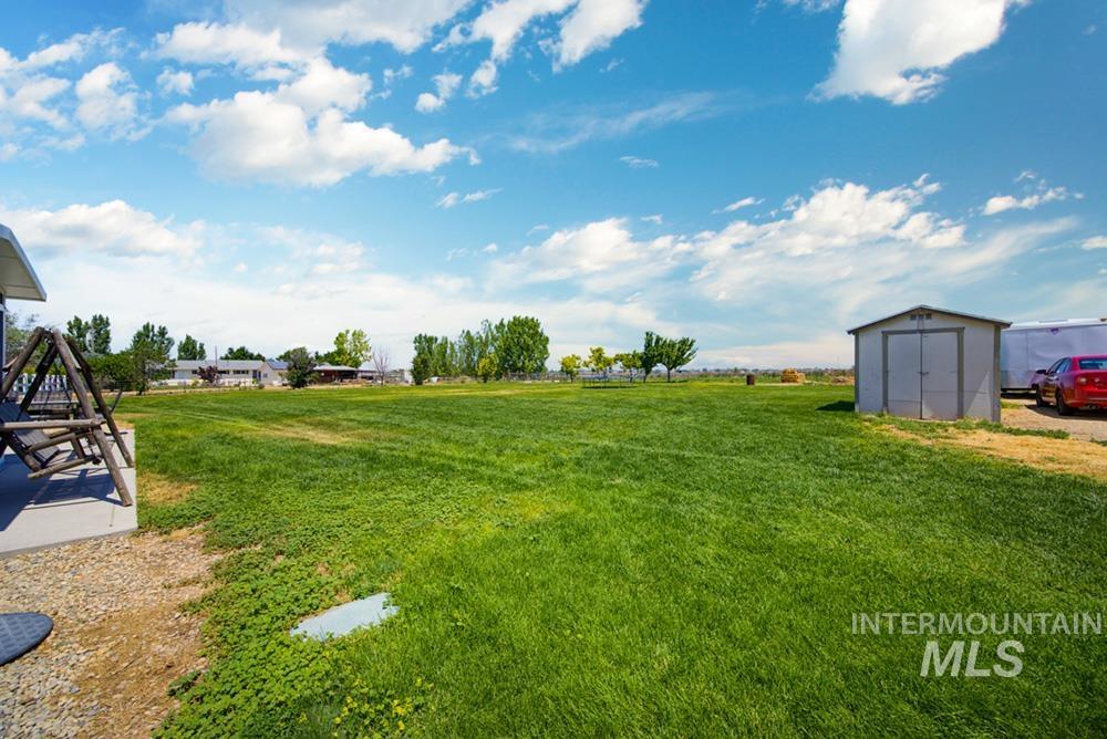 8104 South Happy Valley Road Kuna, ID 83634 - Photo 3 of 25