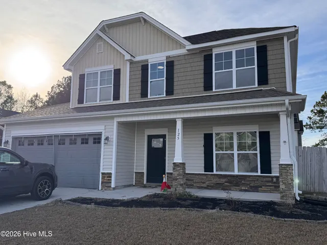 $2,250 | 125 Stonecroft Lane, Jacksonville, NC 28546