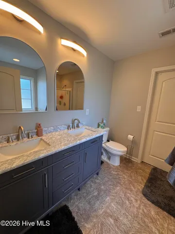 $2,100 | 125 Stonecroft Lane, Jacksonville, NC 28546