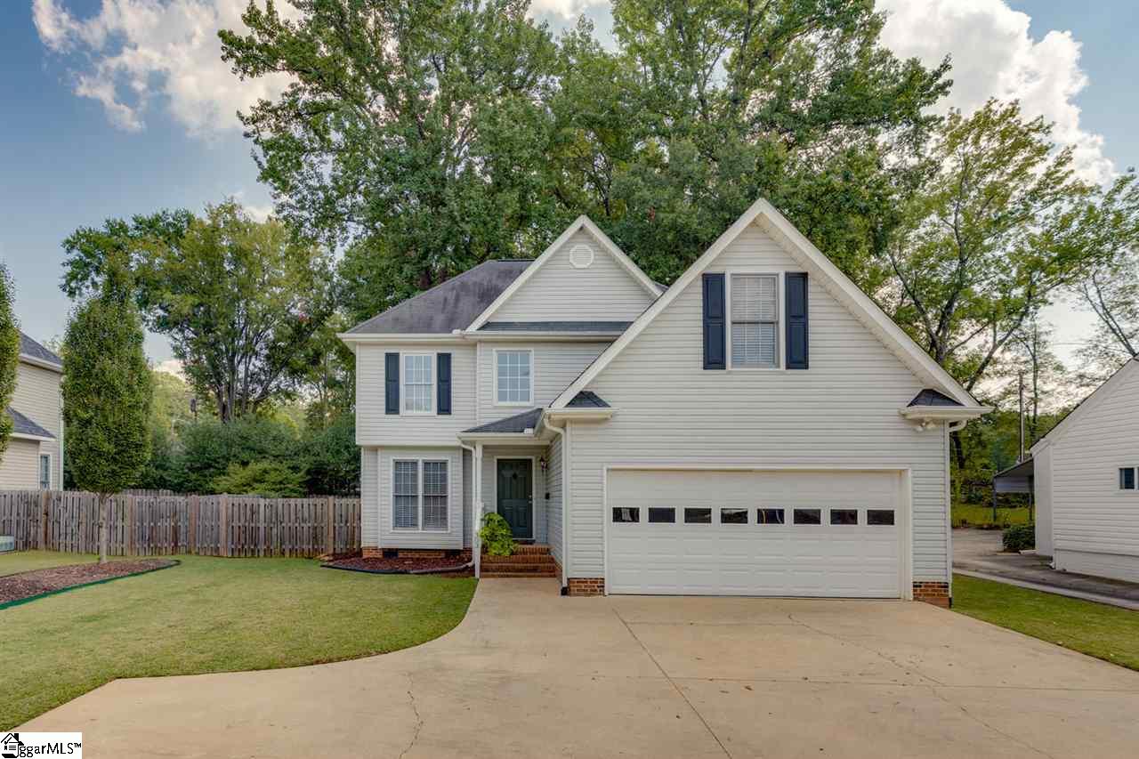 303 Grove Road Greenville, SC 29605 - Photo 1 of 33