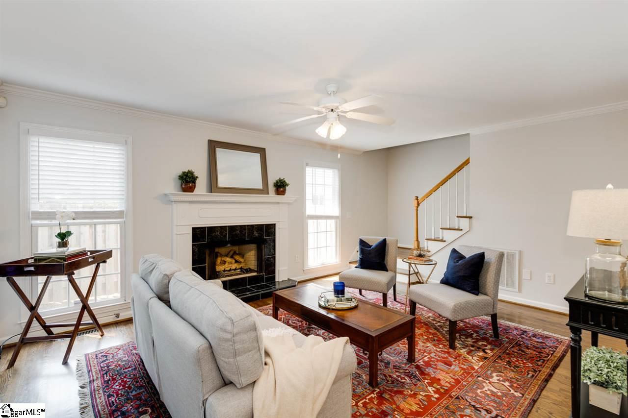 303 Grove Road Greenville, SC 29605 - Photo 5 of 33