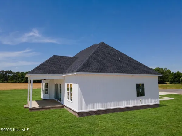 $365,000 | 2757 Whitaker Glen Drive, Greenville, NC 27834