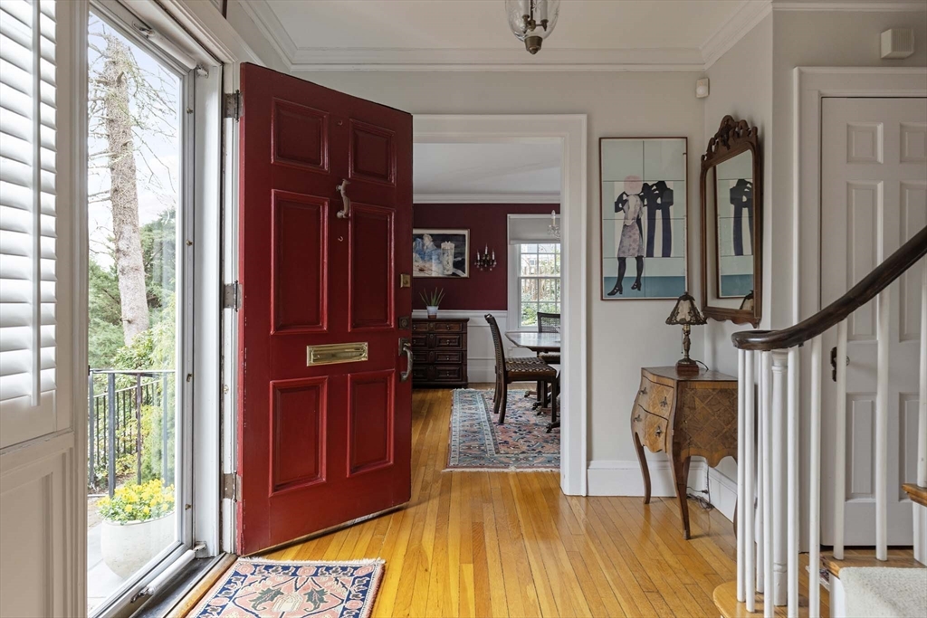 9 Moss Hill Road Boston, MA 02130 - Photo 4 of 26 Gallery Image 4