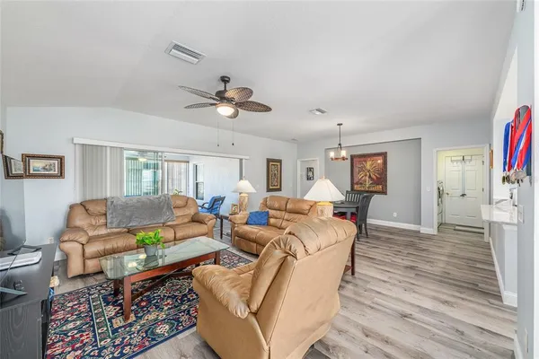 $2,300 | 12591 Southeast 97th Terrace Road, Summerfield, FL 34491