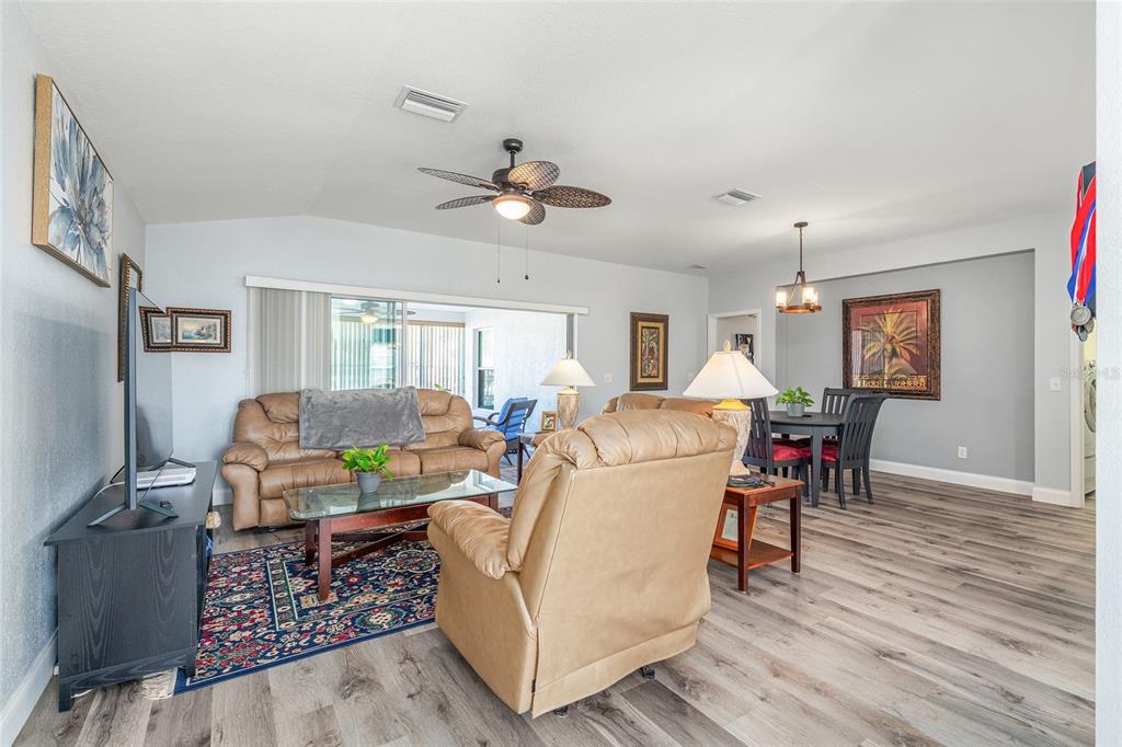 12591 Southeast 97th Terrace Road Summerfield, FL 34491 - Photo 6 of 73