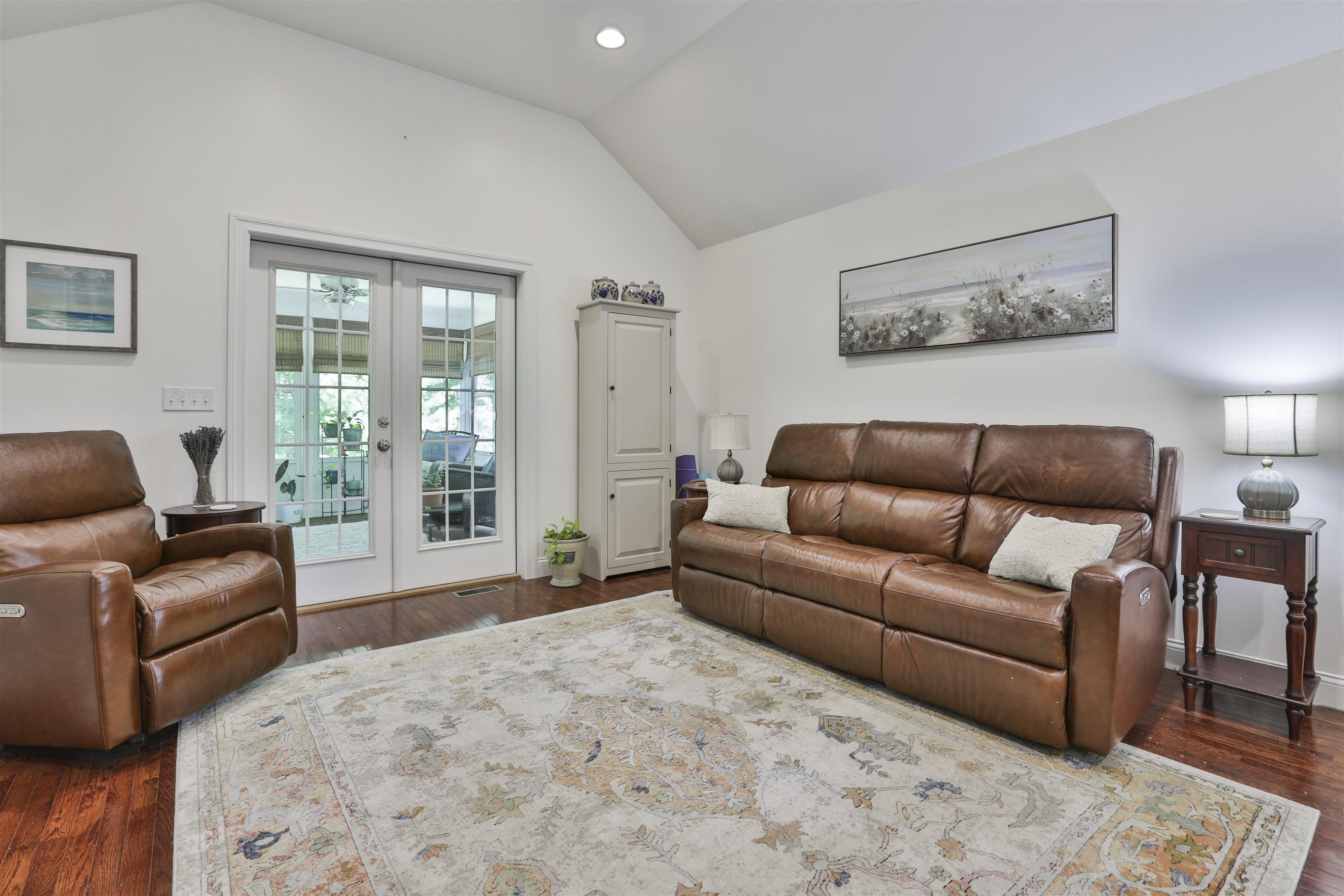35 Furnival Road Nashua, NH 03064 - Photo 6 of 26