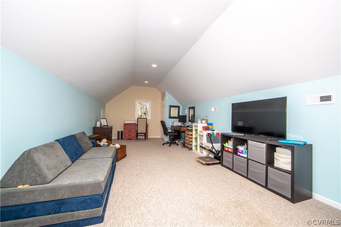 6212 Lansgate Road Midlothian, VA 23112 - Photo 25 of 26 a living room with furniture and a flat screen tv