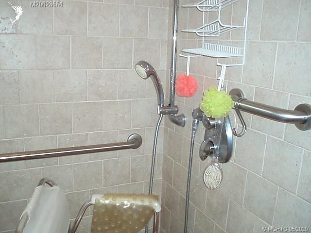 2595 Southwest Pontiac Place Stuart, FL 34997 - Photo 17 of 29 Gallery Image 17