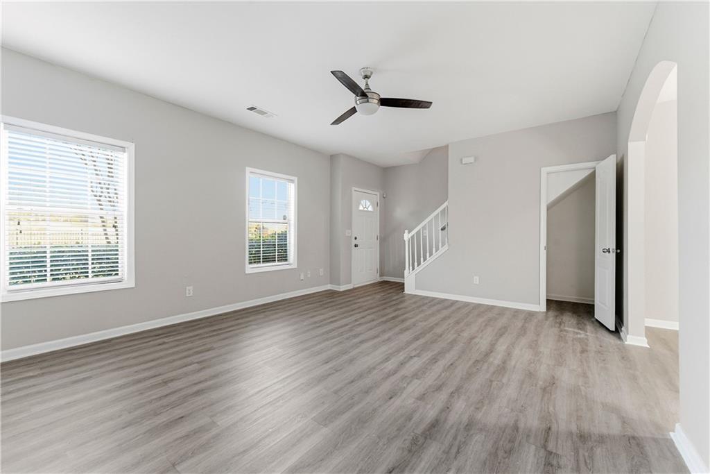 8662 Thomas Road Riverdale, GA 30274 - Photo 2 of 17