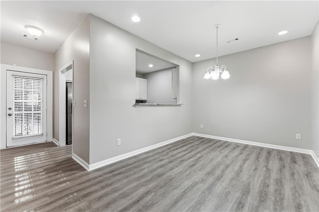 8662 Thomas Road Riverdale, GA 30274 - Photo 5 of 17