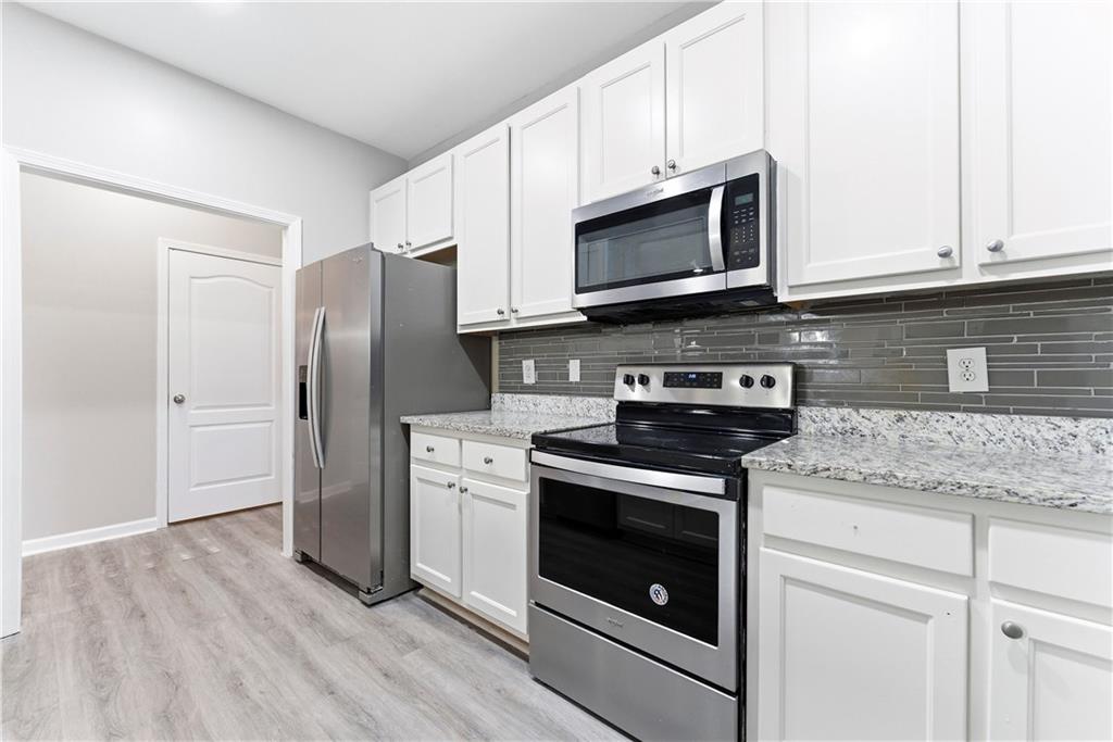 8662 Thomas Road Riverdale, GA 30274 - Photo 9 of 17