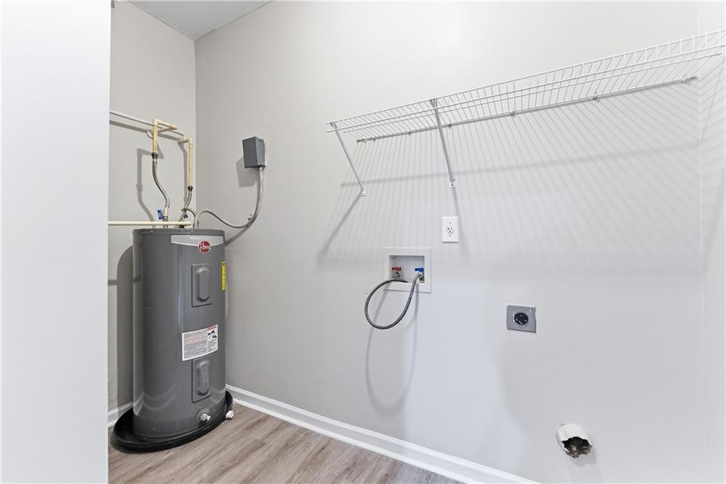 8662 Thomas Road Riverdale, GA 30274 - Photo 10 of 17