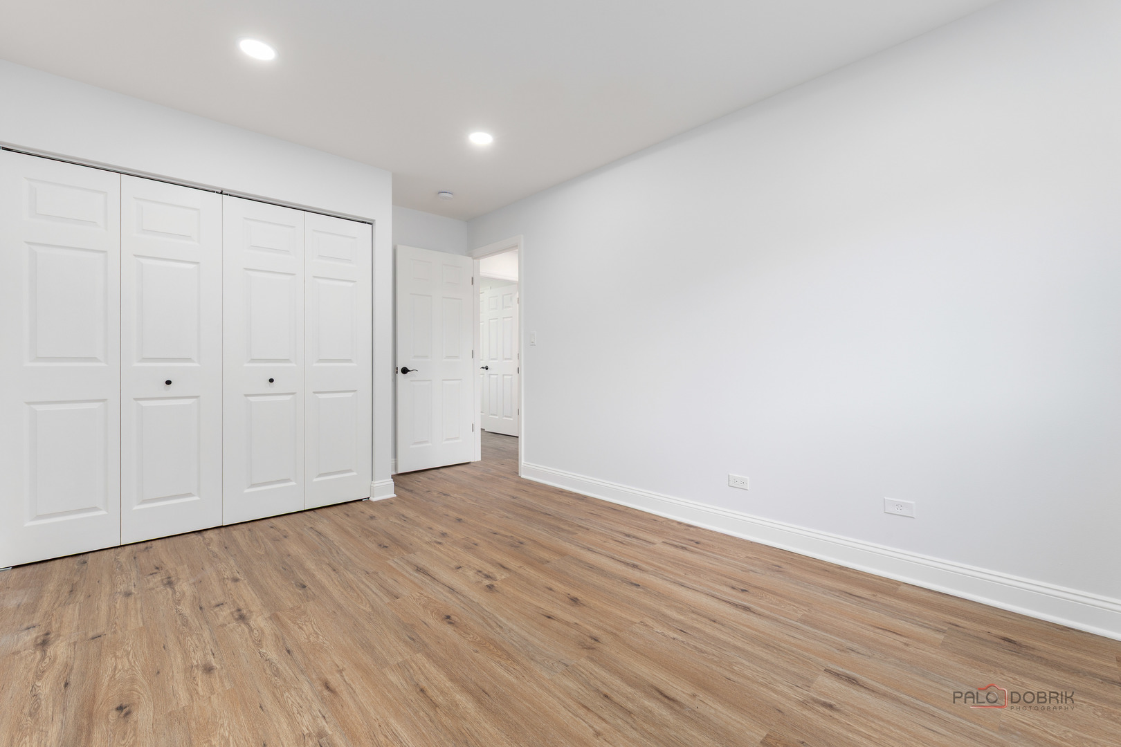 522 Castle Road Addison, IL 60101 - Photo 28 of 45