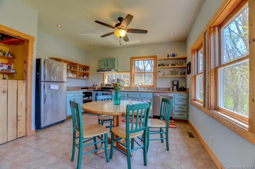 26 Bee Tree Church Road Swannanoa, NC 28778 - Photo 3 of 48 Gallery Image 3