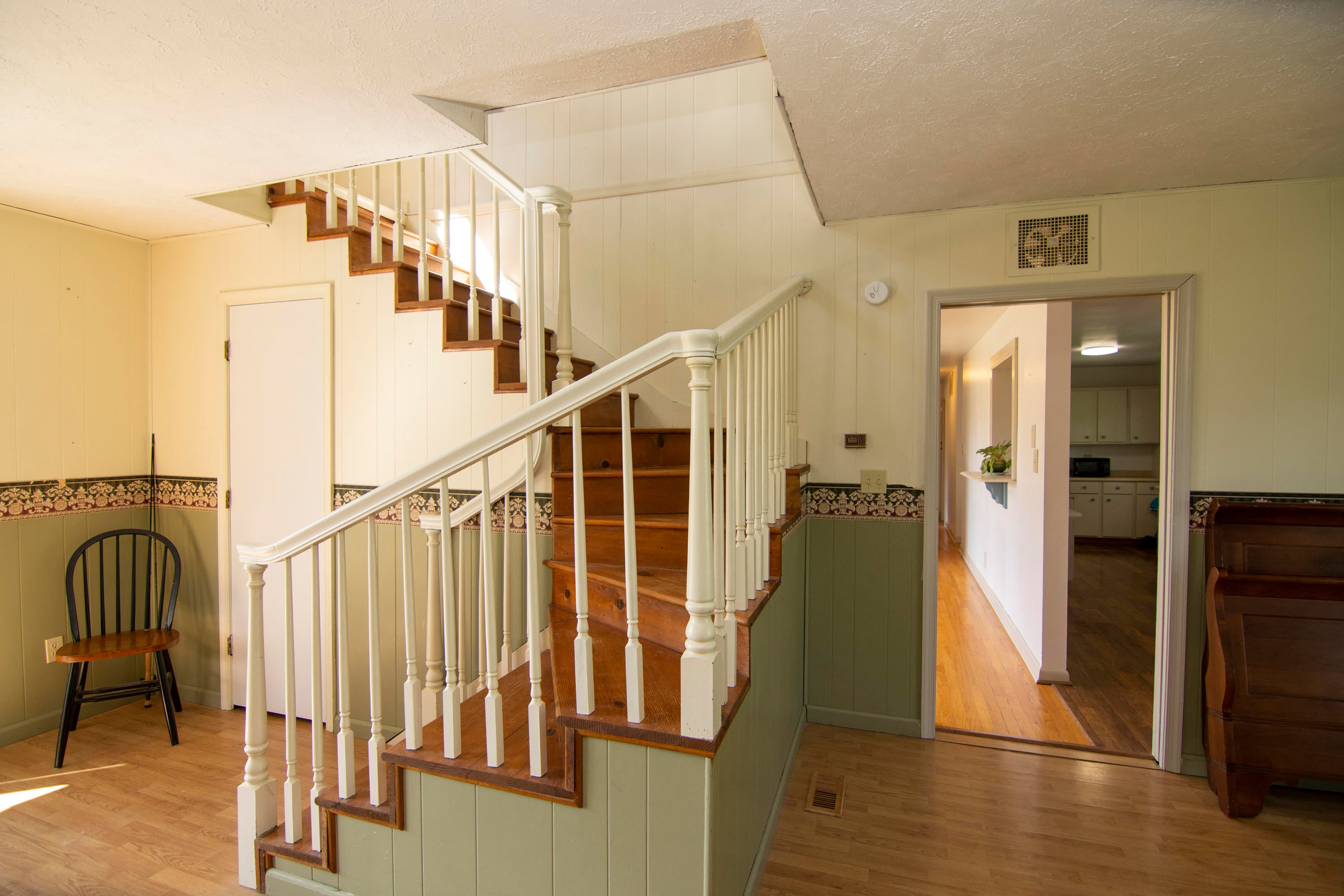 2385 Sweet Springs Valley Road Union, WV 24983 - Photo 10 of 45 Gallery Image 10