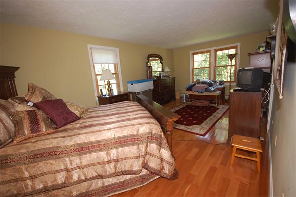 18 Chilmark Road Franklin, MA 02038 - Photo 12 of 20 Gallery Image 12