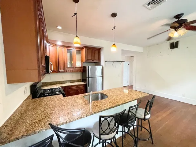 $6,600 | 112 Hillside Street, Unit 2, Boston, MA 02120